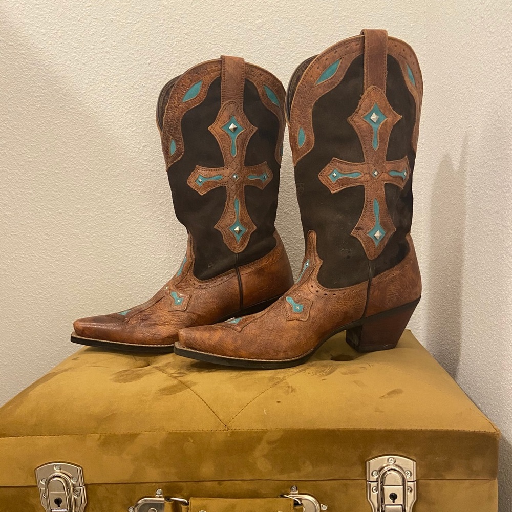 Ariat Boots Women’s 11